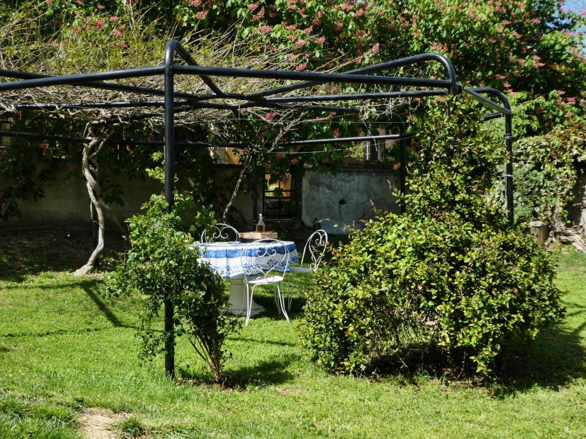 L'Auguste Maison D'Hotes Valensole Luaran gambar