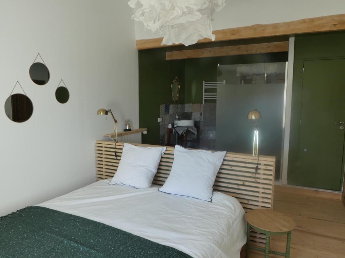 L'Auguste Maison D'Hotes Valensole Luaran gambar