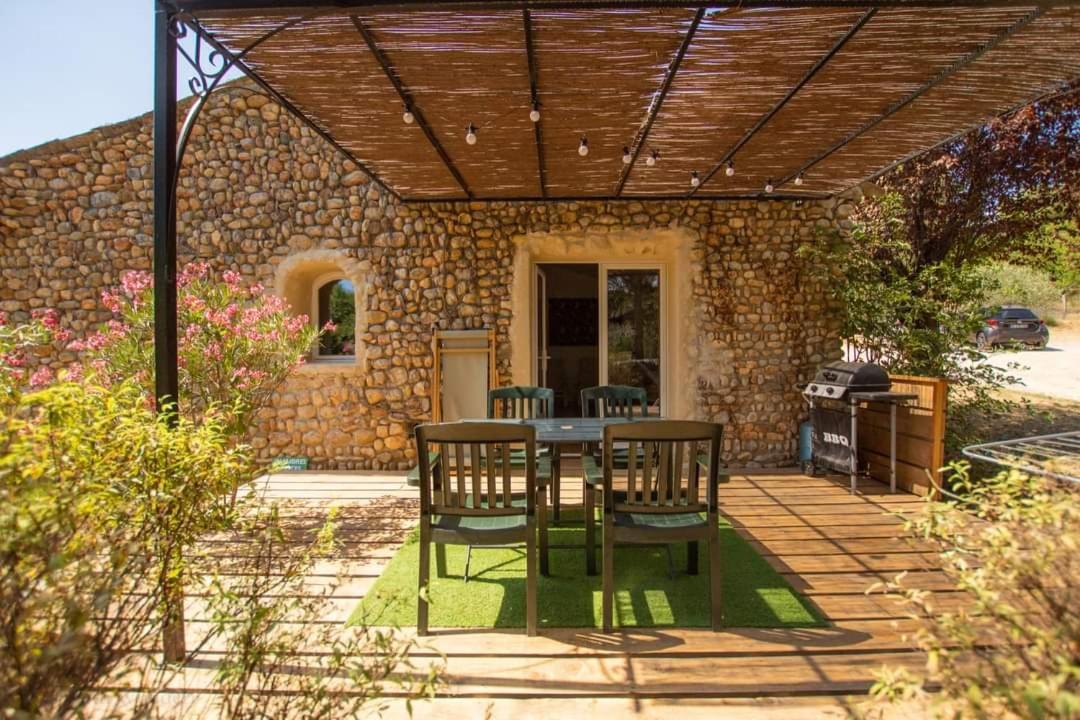 L'Auguste Maison D'Hotes Valensole Luaran gambar